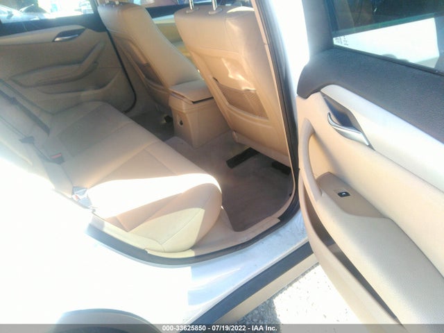 2014 BMW X1, VIN: WBAVM1C58EVW54453