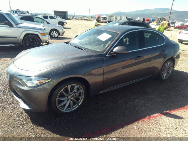 2017 Alfa Romeo Giulia, VIN: ZARFAEDN6H7556204