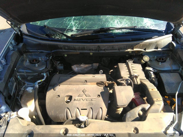 JA4AR3AW9JU017964 Mitsubishi Outlander Sport Se 2.4