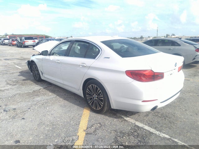 2018 BMW 5 Series, VIN: WBAJA9C55JB250527