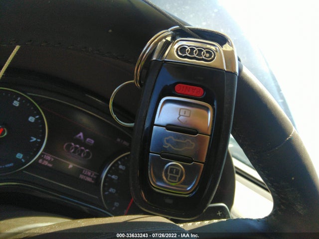 Audi A8 L 2012 WAURVAFD6CN009864 Image 3