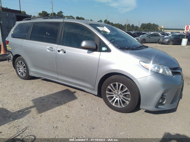 2018 Toyota Sienna, VIN: 5TDYZ3DC2JS958554