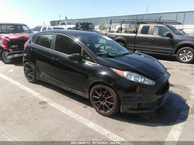 2016 Ford Fiesta, VIN: 3FADP4GX1GM136187