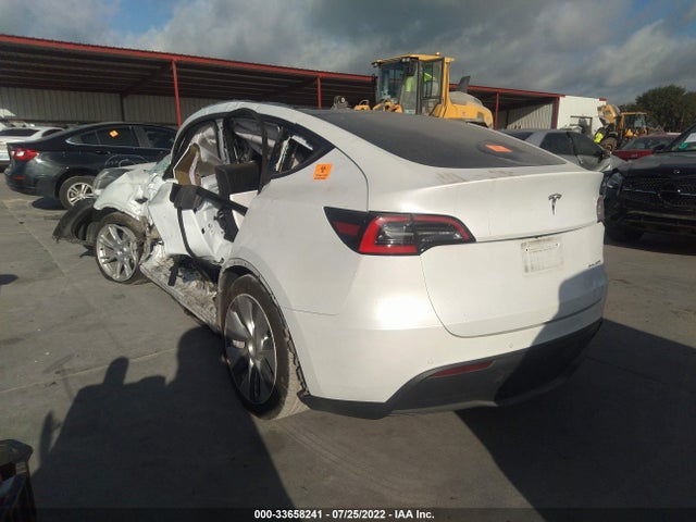 2021 TESLA MODEL Y 5YJYGDEE1MF087909 Photo 2