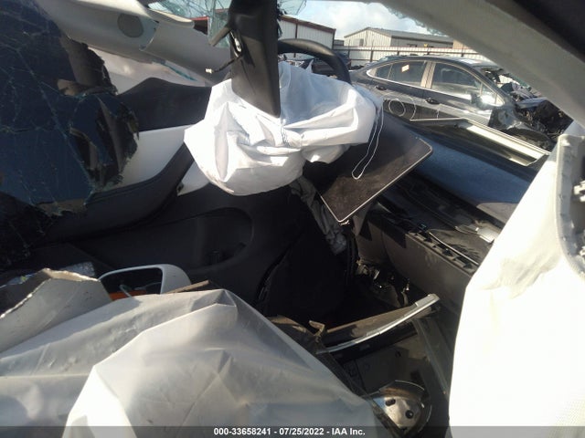 2021 TESLA MODEL Y 5YJYGDEE1MF087909 Photo 4