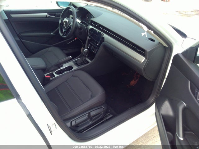 2022 Volkswagen Passat, VIN: 1VWSA7A32NC000642