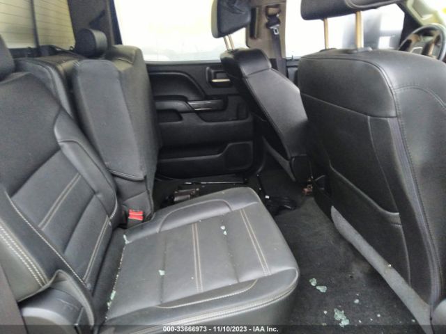 1GT12UE8XGF181765 GMC Sierra 2500hd Denali