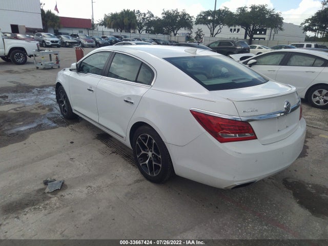 2016 Buick LaCrosse, VIN: 1G4G45G38GF201440