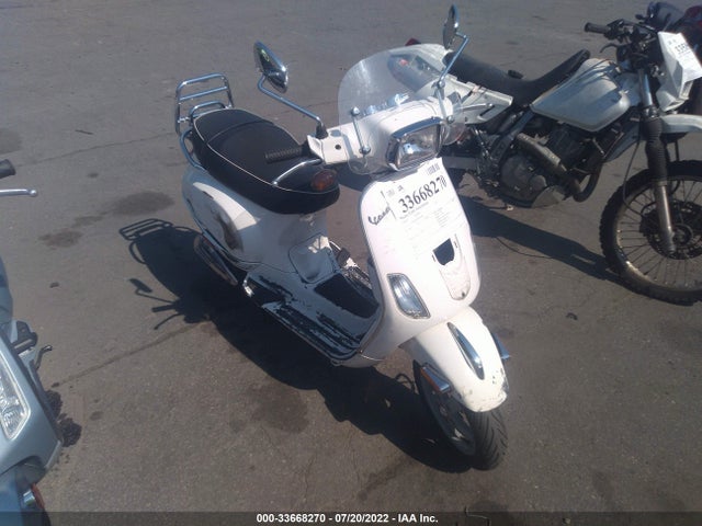 2008 VESPA LX 150 VIN: ZAPM448F985600289