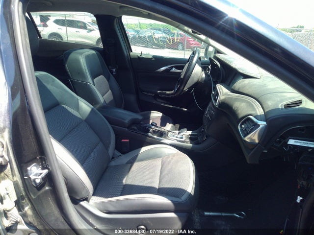 2019 Infiniti QX30, VIN: SJKCH5CP6KA009713