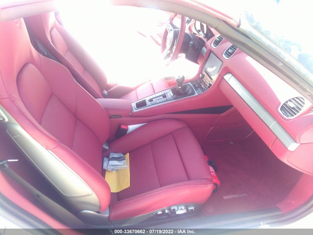 2022 Porsche 718, VIN: WP0CD2A8XNS228567
