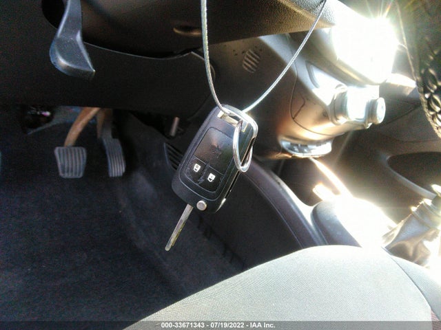 Chevrolet Aveo 2018 LSGHD52H3JD025934 Image 11