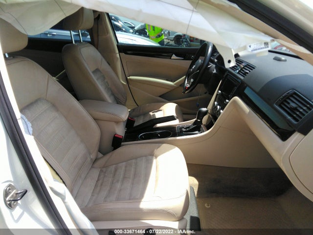 2015 Volkswagen CC, VIN: 1VWCV7A34FC005044
