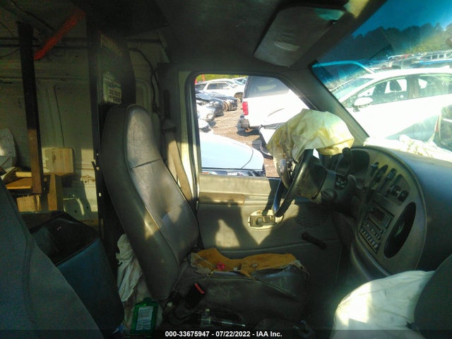 1999 FORD ECONOLINE CARGO VAN VIN: 1FTPE24L4XHA89213