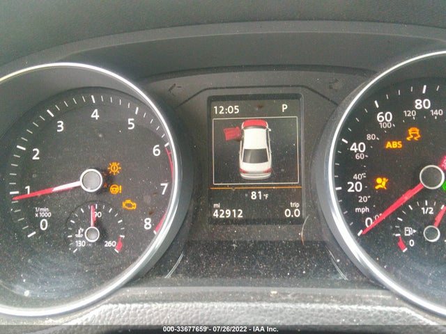 2018 Volkswagen Passat, VIN: 1VWBA7A3XJC019594