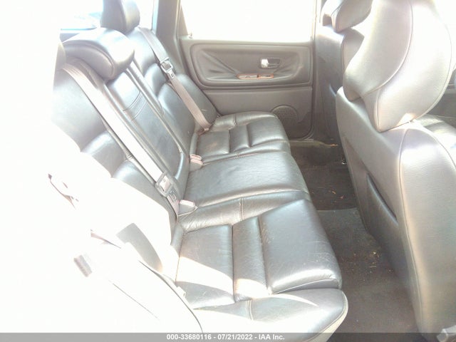 2000 VOLVO V70 VIN: YV1LW61JXY2669585