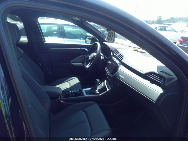 2022 Audi Q3, VIN: WA1EECF33N1069075