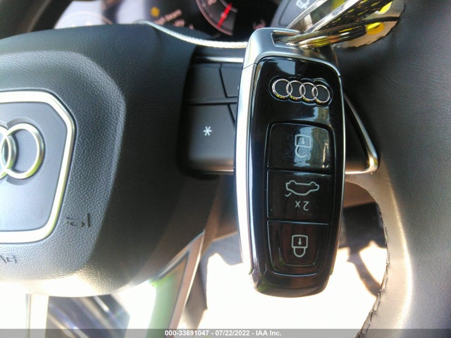 2021 Audi Q7, VIN: WA1LXAF71MD010841