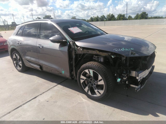 2021 Audi e-tron, VIN: WA1AAAGE6MB012814