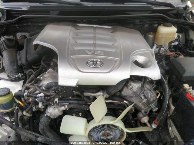 2014 Toyota Land Cruiser, VIN: JTMHY7AJ6E4025884