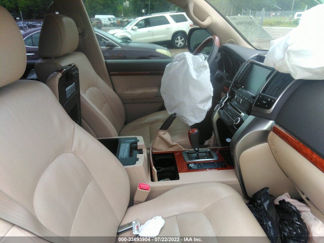 2014 Toyota Land Cruiser, VIN: JTMHY7AJ6E4025884