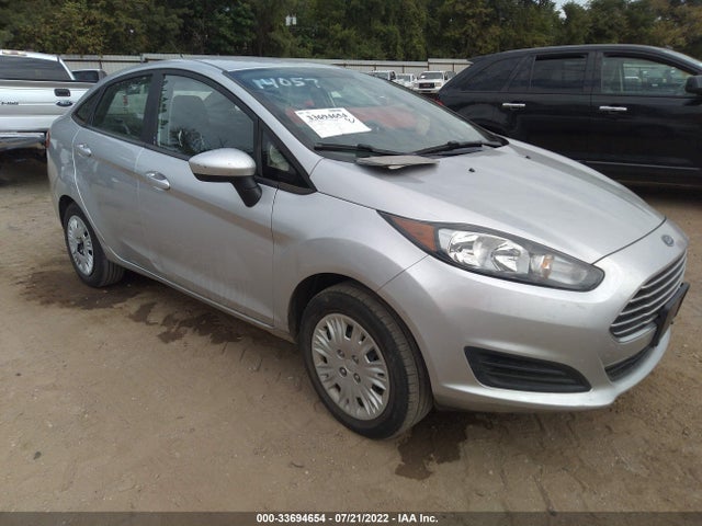 2018 Ford Fiesta, VIN: 3FADP4AJXJM144056