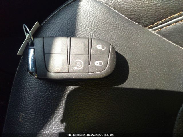 3C4NJDCB5KT647782 Jeep Compass