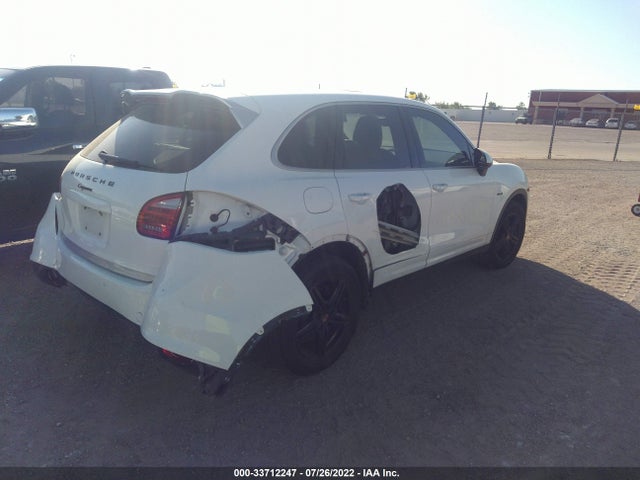 2014 Porsche Cayenne, VIN: WP1AF2A20ELA43420