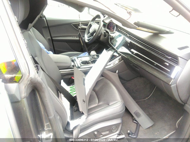 2020 Audi Q8, VIN: WA1EVAF15LD013895