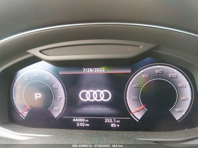 2020 Audi Q8, VIN: WA1EVAF15LD013895