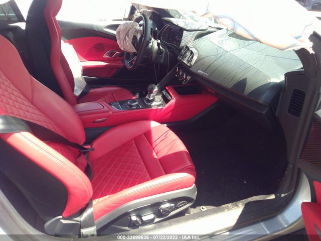 2018 Audi R8, VIN: WUAKBAFX0J7902429
