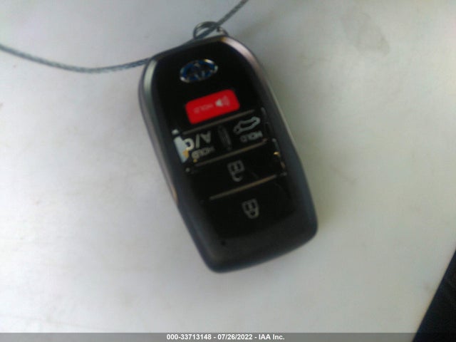 2021 Toyota RAV4, VIN: JTMFB3FV5MD061139