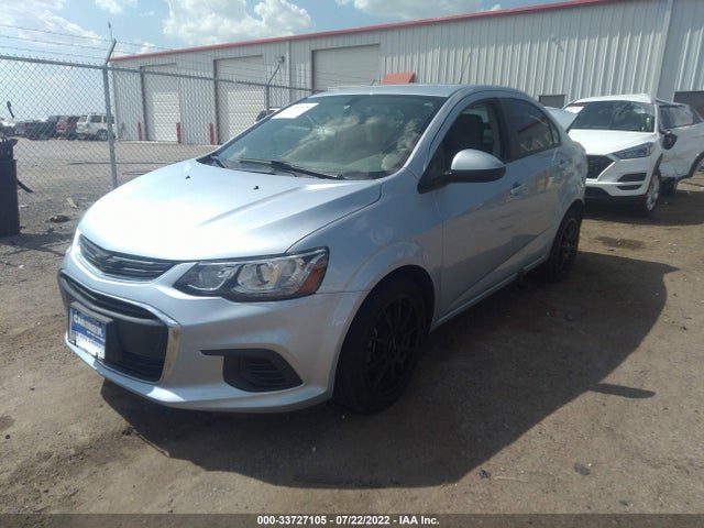 Chevrolet Sonic Ls Auto 2017 1G1JB5SHXH4154386 Image 2