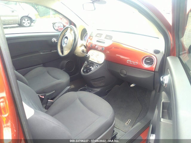 2015 Fiat 500, VIN: 3C3CFFAR6FT561928