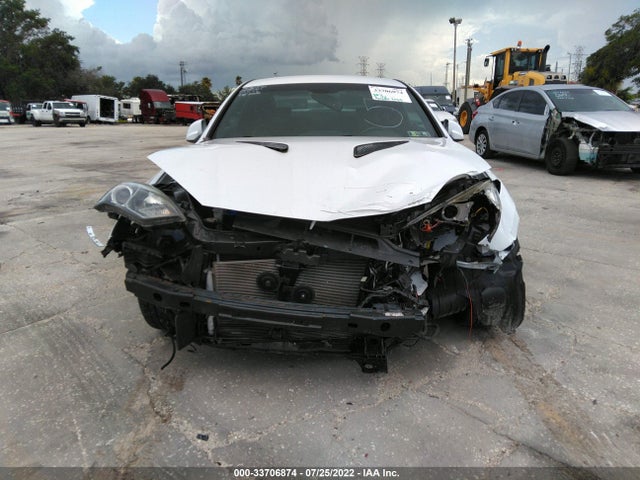 2014 Hyundai Genesis, VIN: KMHHU6KJ8EU116431