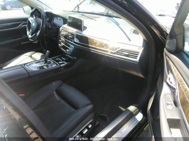 2016 BMW 7 Series, VIN: WBA7E2C57GG504322