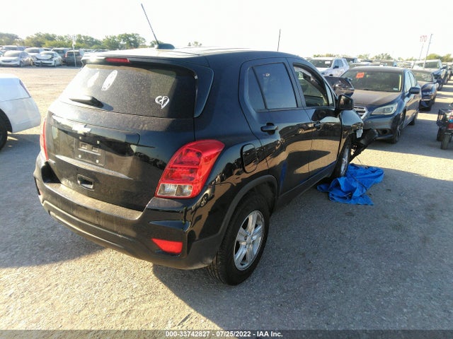 Chevrolet TRAX LS 2021 KL7CJKSB2MB313532 Image 4