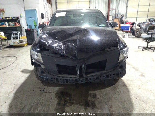 2019 Lincoln MKT, VIN: 2LMHJ5NK5KBL04398