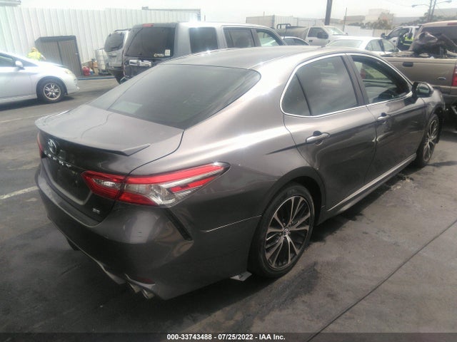 2018 Toyota Camry, VIN: 4T1B11HK2JU111303