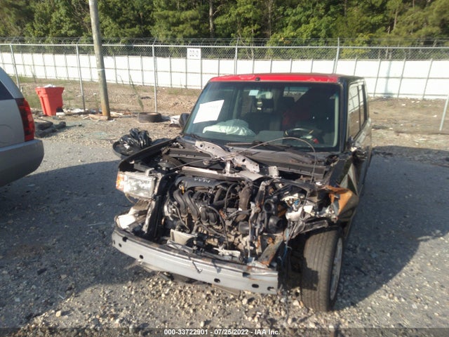 2005 SCION XB VIN: JTLKT334950200290
