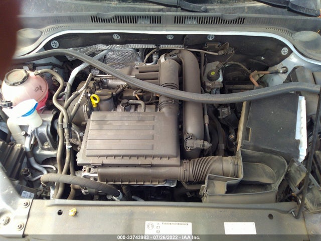 3VW2B7AJ7JM262600 Volkswagen Jetta 1.4t S