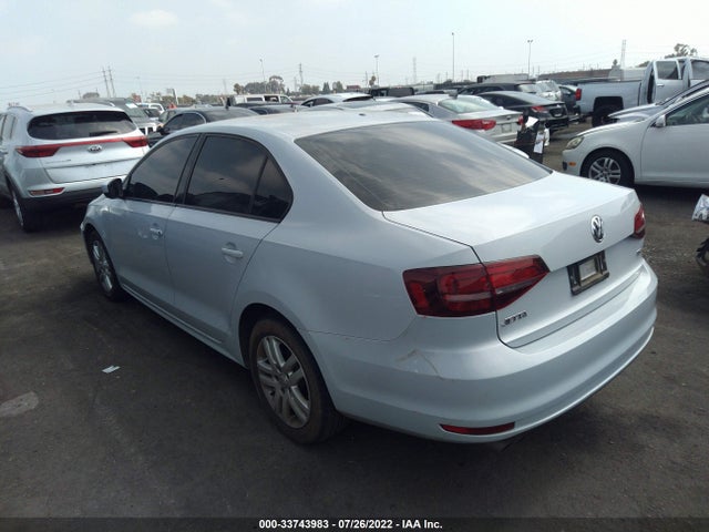 3VW2B7AJ7JM262600 Volkswagen Jetta 1.4t S