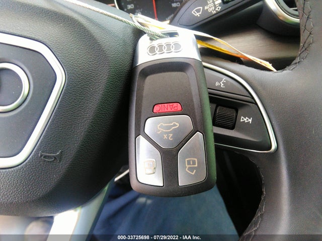WA1GAAFY8N2053596 Audi Q5 S Line Premium