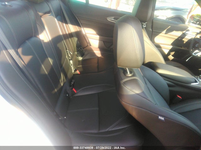 2022 Alfa Romeo Giulia, VIN: ZARFAMBN5N7660515