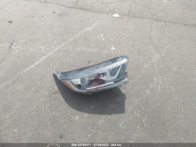 Honda CR-V LX 2019 2HKRW6H32KH217014 Image 12