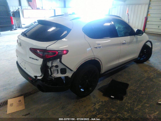 2019 Alfa Romeo Stelvio, VIN: ZASPAKBN4K7C39942
