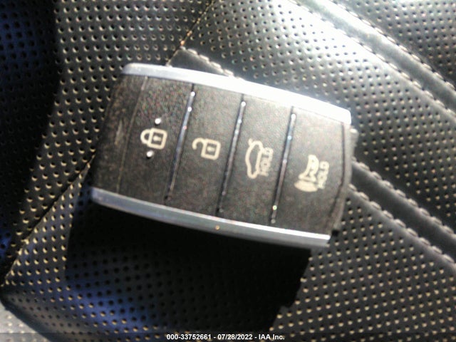2018 Genesis G90, VIN: KMHG54JH1JU047149