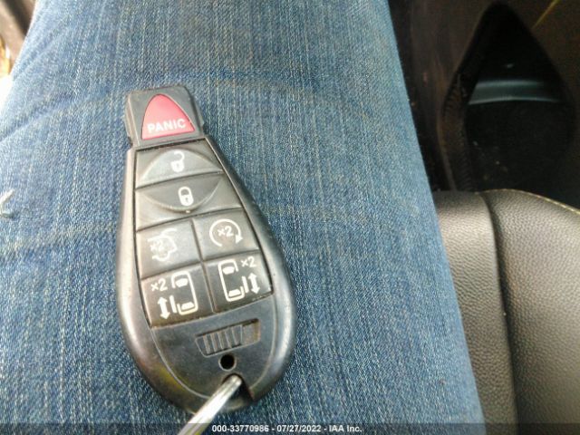 2C4RDGCGXJR329566 Dodge Grand Caravan Sxt
