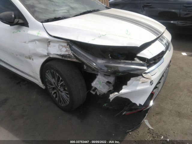 3KPF54AD1NE500624 KIA Forte Gt-line