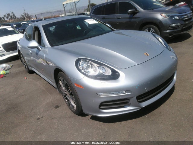 2016 Porsche Panamera, VIN: WP0AD2A70GL041141
